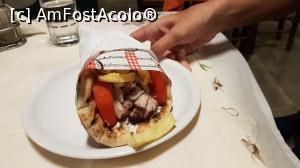 [P03] Gyros nr 2 » foto by Aditzul
 - 
<span class="allrVoted glyphicon glyphicon-heart hidden" id="av1112882"></span>
<a class="m-l-10 hidden" id="sv1112882" onclick="voting_Foto_DelVot(,1112882,23402)" role="button">șterge vot <span class="glyphicon glyphicon-remove"></span></a>
<a id="v91112882" class=" c-red"  onclick="voting_Foto_SetVot(1112882)" role="button"><span class="glyphicon glyphicon-heart-empty"></span> <b>LIKE</b> = Votează poza</a> <img class="hidden"  id="f1112882W9" src="/imagini/loader.gif" border="0" /><span class="AjErrMes hidden" id="e1112882ErM"></span>