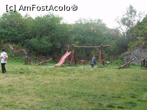 [P21] Castelul S&uuml;k&ouml;sd-Bethlen - &Icirc;n curtea interioară. » foto by iulianic
 - 
<span class="allrVoted glyphicon glyphicon-heart hidden" id="av1317605"></span>
<a class="m-l-10 hidden" id="sv1317605" onclick="voting_Foto_DelVot(,1317605,23427)" role="button">șterge vot <span class="glyphicon glyphicon-remove"></span></a>
<a id="v91317605" class=" c-red"  onclick="voting_Foto_SetVot(1317605)" role="button"><span class="glyphicon glyphicon-heart-empty"></span> <b>LIKE</b> = Votează poza</a> <img class="hidden"  id="f1317605W9" src="/imagini/loader.gif" border="0" /><span class="AjErrMes hidden" id="e1317605ErM"></span>