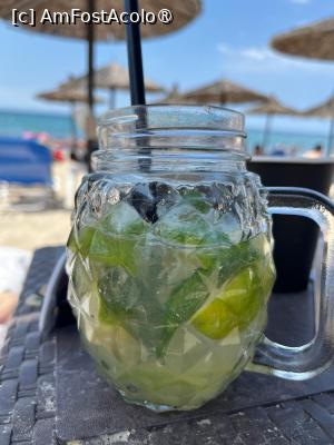 [P06] Mojito pe plaja Pefkari » foto by nightwish
 - 
<span class="allrVoted glyphicon glyphicon-heart hidden" id="av1422130"></span>
<a class="m-l-10 hidden" id="sv1422130" onclick="voting_Foto_DelVot(,1422130,23440)" role="button">șterge vot <span class="glyphicon glyphicon-remove"></span></a>
<a id="v91422130" class=" c-red"  onclick="voting_Foto_SetVot(1422130)" role="button"><span class="glyphicon glyphicon-heart-empty"></span> <b>LIKE</b> = Votează poza</a> <img class="hidden"  id="f1422130W9" src="/imagini/loader.gif" border="0" /><span class="AjErrMes hidden" id="e1422130ErM"></span>