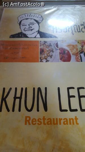 [P01] Khun Lee Restaurant- probabil doamna bucatareasa pe coperta meniului » foto by r-Uca
 - 
<span class="allrVoted glyphicon glyphicon-heart hidden" id="av944569"></span>
<a class="m-l-10 hidden" id="sv944569" onclick="voting_Foto_DelVot(,944569,23447)" role="button">șterge vot <span class="glyphicon glyphicon-remove"></span></a>
<a id="v9944569" class=" c-red"  onclick="voting_Foto_SetVot(944569)" role="button"><span class="glyphicon glyphicon-heart-empty"></span> <b>LIKE</b> = Votează poza</a> <img class="hidden"  id="f944569W9" src="/imagini/loader.gif" border="0" /><span class="AjErrMes hidden" id="e944569ErM"></span>