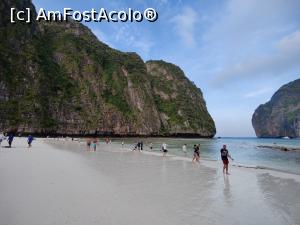 [P21] Superba Maya Bay! » foto by crismis
 - 
<span class="allrVoted glyphicon glyphicon-heart hidden" id="av1368923"></span>
<a class="m-l-10 hidden" id="sv1368923" onclick="voting_Foto_DelVot(,1368923,23453)" role="button">șterge vot <span class="glyphicon glyphicon-remove"></span></a>
<a id="v91368923" class=" c-red"  onclick="voting_Foto_SetVot(1368923)" role="button"><span class="glyphicon glyphicon-heart-empty"></span> <b>LIKE</b> = Votează poza</a> <img class="hidden"  id="f1368923W9" src="/imagini/loader.gif" border="0" /><span class="AjErrMes hidden" id="e1368923ErM"></span>