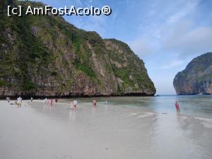 [P23] Superba Maya Bay! » foto by crismis
 - 
<span class="allrVoted glyphicon glyphicon-heart hidden" id="av1368925"></span>
<a class="m-l-10 hidden" id="sv1368925" onclick="voting_Foto_DelVot(,1368925,23453)" role="button">șterge vot <span class="glyphicon glyphicon-remove"></span></a>
<a id="v91368925" class=" c-red"  onclick="voting_Foto_SetVot(1368925)" role="button"><span class="glyphicon glyphicon-heart-empty"></span> <b>LIKE</b> = Votează poza</a> <img class="hidden"  id="f1368925W9" src="/imagini/loader.gif" border="0" /><span class="AjErrMes hidden" id="e1368925ErM"></span>