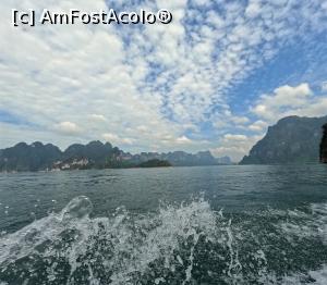 [P07] <strong>Khao Sok Lake </strong> » foto by elenaadina
 - 
<span class="allrVoted glyphicon glyphicon-heart hidden" id="av1355374"></span>
<a class="m-l-10 hidden" id="sv1355374" onclick="voting_Foto_DelVot(,1355374,23453)" role="button">șterge vot <span class="glyphicon glyphicon-remove"></span></a>
<a id="v91355374" class=" c-red"  onclick="voting_Foto_SetVot(1355374)" role="button"><span class="glyphicon glyphicon-heart-empty"></span> <b>LIKE</b> = Votează poza</a> <img class="hidden"  id="f1355374W9" src="/imagini/loader.gif" border="0" /><span class="AjErrMes hidden" id="e1355374ErM"></span>