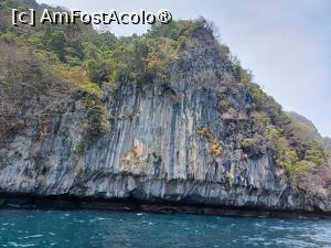 [P09] Pe Marea Andaman , spre Phi Phi Don Island » foto by Pușcașu Marin
 - 
<span class="allrVoted glyphicon glyphicon-heart hidden" id="av1467341"></span>
<a class="m-l-10 hidden" id="sv1467341" onclick="voting_Foto_DelVot(,1467341,23453)" role="button">șterge vot <span class="glyphicon glyphicon-remove"></span></a>
<a id="v91467341" class=" c-red"  onclick="voting_Foto_SetVot(1467341)" role="button"><span class="glyphicon glyphicon-heart-empty"></span> <b>LIKE</b> = Votează poza</a> <img class="hidden"  id="f1467341W9" src="/imagini/loader.gif" border="0" /><span class="AjErrMes hidden" id="e1467341ErM"></span>