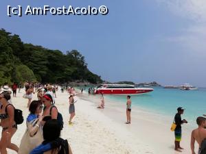 [P15] Plaja Similan Island » foto by neacsupd
 - 
<span class="allrVoted glyphicon glyphicon-heart hidden" id="av1064533"></span>
<a class="m-l-10 hidden" id="sv1064533" onclick="voting_Foto_DelVot(,1064533,23453)" role="button">șterge vot <span class="glyphicon glyphicon-remove"></span></a>
<a id="v91064533" class=" c-red"  onclick="voting_Foto_SetVot(1064533)" role="button"><span class="glyphicon glyphicon-heart-empty"></span> <b>LIKE</b> = Votează poza</a> <img class="hidden"  id="f1064533W9" src="/imagini/loader.gif" border="0" /><span class="AjErrMes hidden" id="e1064533ErM"></span>