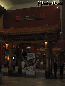 [P03] Ibm Battuta Mall, Dubai - Sectorul Chinezesc pe care nu am ajuns sa-l mai vizitam » foto by AndreeaG
 - 
<span class="allrVoted glyphicon glyphicon-heart hidden" id="av288073"></span>
<a class="m-l-10 hidden" id="sv288073" onclick="voting_Foto_DelVot(,288073,23467)" role="button">șterge vot <span class="glyphicon glyphicon-remove"></span></a>
<a id="v9288073" class=" c-red"  onclick="voting_Foto_SetVot(288073)" role="button"><span class="glyphicon glyphicon-heart-empty"></span> <b>LIKE</b> = Votează poza</a> <img class="hidden"  id="f288073W9" src="/imagini/loader.gif" border="0" /><span class="AjErrMes hidden" id="e288073ErM"></span>