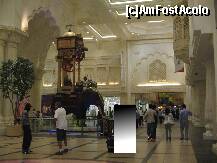 [P04] Ibm Battuta Mall, Dubai - Spatiul central al zonei India » foto by AndreeaG
 - 
<span class="allrVoted glyphicon glyphicon-heart hidden" id="av288074"></span>
<a class="m-l-10 hidden" id="sv288074" onclick="voting_Foto_DelVot(,288074,23467)" role="button">șterge vot <span class="glyphicon glyphicon-remove"></span></a>
<a id="v9288074" class=" c-red"  onclick="voting_Foto_SetVot(288074)" role="button"><span class="glyphicon glyphicon-heart-empty"></span> <b>LIKE</b> = Votează poza</a> <img class="hidden"  id="f288074W9" src="/imagini/loader.gif" border="0" /><span class="AjErrMes hidden" id="e288074ErM"></span>