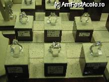 [P08] Eh, inelul de pe randul de jos, din mijloc, e al meu. Stiti jocul ala din copilarie: hai sa ne uitam la poze si sa-mi zici ce e al tau si ce e al meu » foto by lizuk
 - 
<span class="allrVoted glyphicon glyphicon-heart hidden" id="av69349"></span>
<a class="m-l-10 hidden" id="sv69349" onclick="voting_Foto_DelVot(,69349,23467)" role="button">șterge vot <span class="glyphicon glyphicon-remove"></span></a>
<a id="v969349" class=" c-red"  onclick="voting_Foto_SetVot(69349)" role="button"><span class="glyphicon glyphicon-heart-empty"></span> <b>LIKE</b> = Votează poza</a> <img class="hidden"  id="f69349W9" src="/imagini/loader.gif" border="0" /><span class="AjErrMes hidden" id="e69349ErM"></span>