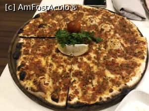 [P87] Lujo Bodrum - Lahmacun la restaurantul turcesc » foto by nicole33
 - 
<span class="allrVoted glyphicon glyphicon-heart hidden" id="av1407837"></span>
<a class="m-l-10 hidden" id="sv1407837" onclick="voting_Foto_DelVot(,1407837,23484)" role="button">șterge vot <span class="glyphicon glyphicon-remove"></span></a>
<a id="v91407837" class=" c-red"  onclick="voting_Foto_SetVot(1407837)" role="button"><span class="glyphicon glyphicon-heart-empty"></span> <b>LIKE</b> = Votează poza</a> <img class="hidden"  id="f1407837W9" src="/imagini/loader.gif" border="0" /><span class="AjErrMes hidden" id="e1407837ErM"></span>