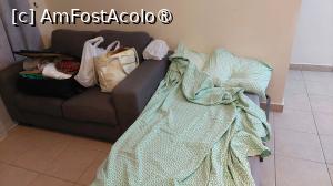 [P05] Primul apartament - canapeaua prea mică și patul pliant » foto by Carmen Ion
 - 
<span class="allrVoted glyphicon glyphicon-heart hidden" id="av1475172"></span>
<a class="m-l-10 hidden" id="sv1475172" onclick="voting_Foto_DelVot(,1475172,23499)" role="button">șterge vot <span class="glyphicon glyphicon-remove"></span></a>
<a id="v91475172" class=" c-red"  onclick="voting_Foto_SetVot(1475172)" role="button"><span class="glyphicon glyphicon-heart-empty"></span> <b>LIKE</b> = Votează poza</a> <img class="hidden"  id="f1475172W9" src="/imagini/loader.gif" border="0" /><span class="AjErrMes hidden" id="e1475172ErM"></span>