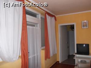 [P20] intrarea in apartament » foto by adrianbogdan
 - 
<span class="allrVoted glyphicon glyphicon-heart hidden" id="av948556"></span>
<a class="m-l-10 hidden" id="sv948556" onclick="voting_Foto_DelVot(,948556,23505)" role="button">șterge vot <span class="glyphicon glyphicon-remove"></span></a>
<a id="v9948556" class=" c-red"  onclick="voting_Foto_SetVot(948556)" role="button"><span class="glyphicon glyphicon-heart-empty"></span> <b>LIKE</b> = Votează poza</a> <img class="hidden"  id="f948556W9" src="/imagini/loader.gif" border="0" /><span class="AjErrMes hidden" id="e948556ErM"></span>