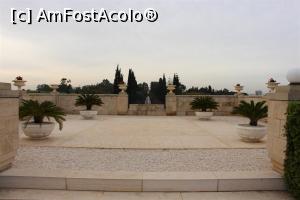 [P39] Acra, Grădinile Baha’i, Terasa de pe clădirea de la intrare de unde am făcut pozele » foto by mprofeanu
 - 
<span class="allrVoted glyphicon glyphicon-heart hidden" id="av948836"></span>
<a class="m-l-10 hidden" id="sv948836" onclick="voting_Foto_DelVot(,948836,23511)" role="button">șterge vot <span class="glyphicon glyphicon-remove"></span></a>
<a id="v9948836" class=" c-red"  onclick="voting_Foto_SetVot(948836)" role="button"><span class="glyphicon glyphicon-heart-empty"></span> <b>LIKE</b> = Votează poza</a> <img class="hidden"  id="f948836W9" src="/imagini/loader.gif" border="0" /><span class="AjErrMes hidden" id="e948836ErM"></span>