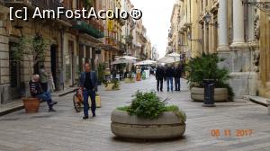 [P15] Corso Vittorio Emanuele - Rua Grande sau Loggia, Trapani » foto by mecut
 - 
<span class="allrVoted glyphicon glyphicon-heart hidden" id="av949192"></span>
<a class="m-l-10 hidden" id="sv949192" onclick="voting_Foto_DelVot(,949192,23514)" role="button">șterge vot <span class="glyphicon glyphicon-remove"></span></a>
<a id="v9949192" class=" c-red"  onclick="voting_Foto_SetVot(949192)" role="button"><span class="glyphicon glyphicon-heart-empty"></span> <b>LIKE</b> = Votează poza</a> <img class="hidden"  id="f949192W9" src="/imagini/loader.gif" border="0" /><span class="AjErrMes hidden" id="e949192ErM"></span>