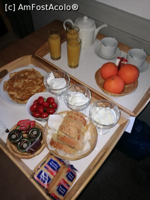 [P20] Micul dejun în cameră » foto by crismis
 - 
<span class="allrVoted glyphicon glyphicon-heart hidden" id="av951178"></span>
<a class="m-l-10 hidden" id="sv951178" onclick="voting_Foto_DelVot(,951178,23558)" role="button">șterge vot <span class="glyphicon glyphicon-remove"></span></a>
<a id="v9951178" class=" c-red"  onclick="voting_Foto_SetVot(951178)" role="button"><span class="glyphicon glyphicon-heart-empty"></span> <b>LIKE</b> = Votează poza</a> <img class="hidden"  id="f951178W9" src="/imagini/loader.gif" border="0" /><span class="AjErrMes hidden" id="e951178ErM"></span>