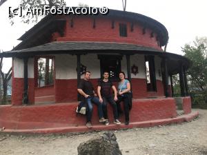 [P13] In fata unui templu din incinta Cascadei lui David » foto by adri-nico
 - 
<span class="allrVoted glyphicon glyphicon-heart hidden" id="av951323"></span>
<a class="m-l-10 hidden" id="sv951323" onclick="voting_Foto_DelVot(,951323,23559)" role="button">șterge vot <span class="glyphicon glyphicon-remove"></span></a>
<a id="v9951323" class=" c-red"  onclick="voting_Foto_SetVot(951323)" role="button"><span class="glyphicon glyphicon-heart-empty"></span> <b>LIKE</b> = Votează poza</a> <img class="hidden"  id="f951323W9" src="/imagini/loader.gif" border="0" /><span class="AjErrMes hidden" id="e951323ErM"></span>