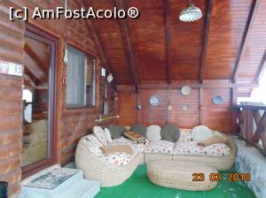 [P04] terasa cu mobilier din ratan de la intrarea in pensiune, dotata si cu paturi » foto by Denisa13
 - 
<span class="allrVoted glyphicon glyphicon-heart hidden" id="av954339"></span>
<a class="m-l-10 hidden" id="sv954339" onclick="voting_Foto_DelVot(,954339,23582)" role="button">șterge vot <span class="glyphicon glyphicon-remove"></span></a>
<a id="v9954339" class=" c-red"  onclick="voting_Foto_SetVot(954339)" role="button"><span class="glyphicon glyphicon-heart-empty"></span> <b>LIKE</b> = Votează poza</a> <img class="hidden"  id="f954339W9" src="/imagini/loader.gif" border="0" /><span class="AjErrMes hidden" id="e954339ErM"></span>