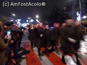 [P43] Parada portului popular.Bucovina » foto by Zoazore
 - 
<span class="allrVoted glyphicon glyphicon-heart hidden" id="av1340119"></span>
<a class="m-l-10 hidden" id="sv1340119" onclick="voting_Foto_DelVot(,1340119,23584)" role="button">șterge vot <span class="glyphicon glyphicon-remove"></span></a>
<a id="v91340119" class=" c-red"  onclick="voting_Foto_SetVot(1340119)" role="button"><span class="glyphicon glyphicon-heart-empty"></span> <b>LIKE</b> = Votează poza</a> <img class="hidden"  id="f1340119W9" src="/imagini/loader.gif" border="0" /><span class="AjErrMes hidden" id="e1340119ErM"></span>