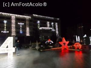 [P56] Luminile orașului. La ”Casa alba” » foto by Zoazore
 - 
<span class="allrVoted glyphicon glyphicon-heart hidden" id="av1404598"></span>
<a class="m-l-10 hidden" id="sv1404598" onclick="voting_Foto_DelVot(,1404598,23584)" role="button">șterge vot <span class="glyphicon glyphicon-remove"></span></a>
<a id="v91404598" class=" c-red"  onclick="voting_Foto_SetVot(1404598)" role="button"><span class="glyphicon glyphicon-heart-empty"></span> <b>LIKE</b> = Votează poza</a> <img class="hidden"  id="f1404598W9" src="/imagini/loader.gif" border="0" /><span class="AjErrMes hidden" id="e1404598ErM"></span>