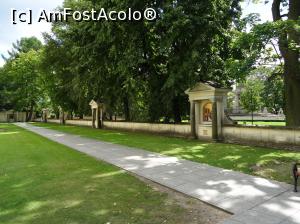 [P03] Complexul muzeal Wilanow: Biserica Sfânta Anna (Kościół Św. Anny). Galeria altarelor celor 14 opriri ale Mântuitorului pe Via Dolorosa » foto by mariana.olaru
 - 
<span class="allrVoted glyphicon glyphicon-heart hidden" id="av954333"></span>
<a class="m-l-10 hidden" id="sv954333" onclick="voting_Foto_DelVot(,954333,23586)" role="button">șterge vot <span class="glyphicon glyphicon-remove"></span></a>
<a id="v9954333" class=" c-red"  onclick="voting_Foto_SetVot(954333)" role="button"><span class="glyphicon glyphicon-heart-empty"></span> <b>LIKE</b> = Votează poza</a> <img class="hidden"  id="f954333W9" src="/imagini/loader.gif" border="0" /><span class="AjErrMes hidden" id="e954333ErM"></span>