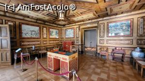 [P16] Ultima incapere chinezeasca este <strong>Camera cu acuarele, </strong>al carei nume vine de la scenele orientale pictate pe pereti. Biroul rosu dateaza inca din vremea lui Augustus al II-lea si a fost refacut de catre Stanisław Kostka Potocki. » foto by geani anto
 - 
<span class="allrVoted glyphicon glyphicon-heart hidden" id="av1343602"></span>
<a class="m-l-10 hidden" id="sv1343602" onclick="voting_Foto_DelVot(,1343602,23586)" role="button">șterge vot <span class="glyphicon glyphicon-remove"></span></a>
<a id="v91343602" class=" c-red"  onclick="voting_Foto_SetVot(1343602)" role="button"><span class="glyphicon glyphicon-heart-empty"></span> <b>LIKE</b> = Votează poza</a> <img class="hidden"  id="f1343602W9" src="/imagini/loader.gif" border="0" /><span class="AjErrMes hidden" id="e1343602ErM"></span>