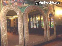 [P01] Palatul Culturii Tg. Mures - la intrarea in Sala Oglinzilor » foto by biancuta
 - 
<span class="allrVoted glyphicon glyphicon-heart hidden" id="av74656"></span>
<a class="m-l-10 hidden" id="sv74656" onclick="voting_Foto_DelVot(,74656,23587)" role="button">șterge vot <span class="glyphicon glyphicon-remove"></span></a>
<a id="v974656" class=" c-red"  onclick="voting_Foto_SetVot(74656)" role="button"><span class="glyphicon glyphicon-heart-empty"></span> <b>LIKE</b> = Votează poza</a> <img class="hidden"  id="f74656W9" src="/imagini/loader.gif" border="0" /><span class="AjErrMes hidden" id="e74656ErM"></span>