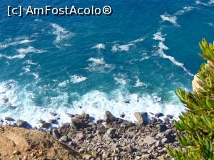 [P08] Privelistea de la Cabo da Roca este una cu totul si cu totul deosebita.  » foto by GabrielaG
 - 
<span class="allrVoted glyphicon glyphicon-heart hidden" id="av955044"></span>
<a class="m-l-10 hidden" id="sv955044" onclick="voting_Foto_DelVot(,955044,23592)" role="button">șterge vot <span class="glyphicon glyphicon-remove"></span></a>
<a id="v9955044" class=" c-red"  onclick="voting_Foto_SetVot(955044)" role="button"><span class="glyphicon glyphicon-heart-empty"></span> <b>LIKE</b> = Votează poza</a> <img class="hidden"  id="f955044W9" src="/imagini/loader.gif" border="0" /><span class="AjErrMes hidden" id="e955044ErM"></span>
