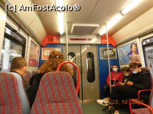 [P30] În tren spre Sintra » foto by irinad
 - 
<span class="allrVoted glyphicon glyphicon-heart hidden" id="av1227298"></span>
<a class="m-l-10 hidden" id="sv1227298" onclick="voting_Foto_DelVot(,1227298,23592)" role="button">șterge vot <span class="glyphicon glyphicon-remove"></span></a>
<a id="v91227298" class=" c-red"  onclick="voting_Foto_SetVot(1227298)" role="button"><span class="glyphicon glyphicon-heart-empty"></span> <b>LIKE</b> = Votează poza</a> <img class="hidden"  id="f1227298W9" src="/imagini/loader.gif" border="0" /><span class="AjErrMes hidden" id="e1227298ErM"></span>