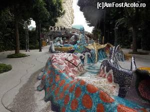 [P14] Alte animale marine si in departare o parte din Merlion.  » foto by mprofeanu
 - 
<span class="allrVoted glyphicon glyphicon-heart hidden" id="av597798"></span>
<a class="m-l-10 hidden" id="sv597798" onclick="voting_Foto_DelVot(,597798,23598)" role="button">șterge vot <span class="glyphicon glyphicon-remove"></span></a>
<a id="v9597798" class=" c-red"  onclick="voting_Foto_SetVot(597798)" role="button"><span class="glyphicon glyphicon-heart-empty"></span> <b>LIKE</b> = Votează poza</a> <img class="hidden"  id="f597798W9" src="/imagini/loader.gif" border="0" /><span class="AjErrMes hidden" id="e597798ErM"></span>