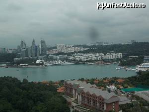 [P38] Singapore vazut din turnul Tiger.  » foto by mprofeanu
 - 
<span class="allrVoted glyphicon glyphicon-heart hidden" id="av597851"></span>
<a class="m-l-10 hidden" id="sv597851" onclick="voting_Foto_DelVot(,597851,23598)" role="button">șterge vot <span class="glyphicon glyphicon-remove"></span></a>
<a id="v9597851" class=" c-red"  onclick="voting_Foto_SetVot(597851)" role="button"><span class="glyphicon glyphicon-heart-empty"></span> <b>LIKE</b> = Votează poza</a> <img class="hidden"  id="f597851W9" src="/imagini/loader.gif" border="0" /><span class="AjErrMes hidden" id="e597851ErM"></span>