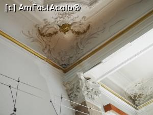 [P24] Încăperea cu coloane (detaliu) » foto by crismis
 - 
<span class="allrVoted glyphicon glyphicon-heart hidden" id="av1196858"></span>
<a class="m-l-10 hidden" id="sv1196858" onclick="voting_Foto_DelVot(,1196858,23619)" role="button">șterge vot <span class="glyphicon glyphicon-remove"></span></a>
<a id="v91196858" class=" c-red"  onclick="voting_Foto_SetVot(1196858)" role="button"><span class="glyphicon glyphicon-heart-empty"></span> <b>LIKE</b> = Votează poza</a> <img class="hidden"  id="f1196858W9" src="/imagini/loader.gif" border="0" /><span class="AjErrMes hidden" id="e1196858ErM"></span>