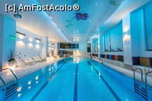 [P03] 3. Piscina este obiectivul principal al facilității.  » foto by msnd <span class="label label-default labelC_thin small">NEVOTABILĂ</span>