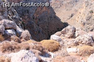 [P57] Creta, Zakros, Defileul Morților văzut de sus de pe Drumul Vechi » foto by mprofeanu
 - 
<span class="allrVoted glyphicon glyphicon-heart hidden" id="av1278406"></span>
<a class="m-l-10 hidden" id="sv1278406" onclick="voting_Foto_DelVot(,1278406,23643)" role="button">șterge vot <span class="glyphicon glyphicon-remove"></span></a>
<a id="v91278406" class=" c-red"  onclick="voting_Foto_SetVot(1278406)" role="button"><span class="glyphicon glyphicon-heart-empty"></span> <b>LIKE</b> = Votează poza</a> <img class="hidden"  id="f1278406W9" src="/imagini/loader.gif" border="0" /><span class="AjErrMes hidden" id="e1278406ErM"></span>