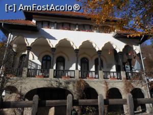 [P15] Bușteni - Muzeul Memorial 'Cezar Petrescu'. Vedere din Strada Cezar Petrescu.  » foto by iulianic
 - 
<span class="allrVoted glyphicon glyphicon-heart hidden" id="av1033112"></span>
<a class="m-l-10 hidden" id="sv1033112" onclick="voting_Foto_DelVot(,1033112,23647)" role="button">șterge vot <span class="glyphicon glyphicon-remove"></span></a>
<a id="v91033112" class=" c-red"  onclick="voting_Foto_SetVot(1033112)" role="button"><span class="glyphicon glyphicon-heart-empty"></span> <b>LIKE</b> = Votează poza</a> <img class="hidden"  id="f1033112W9" src="/imagini/loader.gif" border="0" /><span class="AjErrMes hidden" id="e1033112ErM"></span>