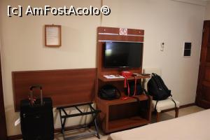 [P13] Puerto Iguazu, Jardin de Iguazu Hotel, Televizorul a cam șomat » foto by mprofeanu
 - 
<span class="allrVoted glyphicon glyphicon-heart hidden" id="av1060935"></span>
<a class="m-l-10 hidden" id="sv1060935" onclick="voting_Foto_DelVot(,1060935,23666)" role="button">șterge vot <span class="glyphicon glyphicon-remove"></span></a>
<a id="v91060935" class=" c-red"  onclick="voting_Foto_SetVot(1060935)" role="button"><span class="glyphicon glyphicon-heart-empty"></span> <b>LIKE</b> = Votează poza</a> <img class="hidden"  id="f1060935W9" src="/imagini/loader.gif" border="0" /><span class="AjErrMes hidden" id="e1060935ErM"></span>