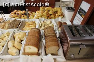 [P36] Puerto Iguazu, Jardin de Iguazu Hotel, Pâine pentru micul dejun » foto by mprofeanu
 - 
<span class="allrVoted glyphicon glyphicon-heart hidden" id="av1060958"></span>
<a class="m-l-10 hidden" id="sv1060958" onclick="voting_Foto_DelVot(,1060958,23666)" role="button">șterge vot <span class="glyphicon glyphicon-remove"></span></a>
<a id="v91060958" class=" c-red"  onclick="voting_Foto_SetVot(1060958)" role="button"><span class="glyphicon glyphicon-heart-empty"></span> <b>LIKE</b> = Votează poza</a> <img class="hidden"  id="f1060958W9" src="/imagini/loader.gif" border="0" /><span class="AjErrMes hidden" id="e1060958ErM"></span>
