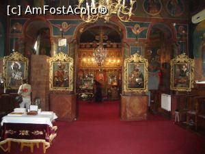 [P13] Mănăstirea Viforâta - imagine de ansamblu din interiorul bisericii. » foto by Floryn81
 - 
<span class="allrVoted glyphicon glyphicon-heart hidden" id="av794082"></span>
<a class="m-l-10 hidden" id="sv794082" onclick="voting_Foto_DelVot(,794082,23684)" role="button">șterge vot <span class="glyphicon glyphicon-remove"></span></a>
<a id="v9794082" class=" c-red"  onclick="voting_Foto_SetVot(794082)" role="button"><span class="glyphicon glyphicon-heart-empty"></span> <b>LIKE</b> = Votează poza</a> <img class="hidden"  id="f794082W9" src="/imagini/loader.gif" border="0" /><span class="AjErrMes hidden" id="e794082ErM"></span>