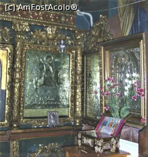 [P15] Icoana făcătoare de minuni a Sf. Gheorghe ucigând balaurul » foto by Michi
 - 
<span class="allrVoted glyphicon glyphicon-heart hidden" id="av1383251"></span>
<a class="m-l-10 hidden" id="sv1383251" onclick="voting_Foto_DelVot(,1383251,23684)" role="button">șterge vot <span class="glyphicon glyphicon-remove"></span></a>
<a id="v91383251" class=" c-red"  onclick="voting_Foto_SetVot(1383251)" role="button"><span class="glyphicon glyphicon-heart-empty"></span> <b>LIKE</b> = Votează poza</a> <img class="hidden"  id="f1383251W9" src="/imagini/loader.gif" border="0" /><span class="AjErrMes hidden" id="e1383251ErM"></span>