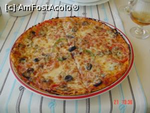 [P07] Pizza Capriciosa de la Vega » foto by dorinakiss
 - 
<span class="allrVoted glyphicon glyphicon-heart hidden" id="av882341"></span>
<a class="m-l-10 hidden" id="sv882341" onclick="voting_Foto_DelVot(,882341,23685)" role="button">șterge vot <span class="glyphicon glyphicon-remove"></span></a>
<a id="v9882341" class=" c-red"  onclick="voting_Foto_SetVot(882341)" role="button"><span class="glyphicon glyphicon-heart-empty"></span> <b>LIKE</b> = Votează poza</a> <img class="hidden"  id="f882341W9" src="/imagini/loader.gif" border="0" /><span class="AjErrMes hidden" id="e882341ErM"></span>