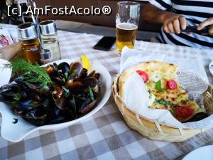 [P25] Restaurant Emona; au venit și midiile » foto by crismis
 - 
<span class="allrVoted glyphicon glyphicon-heart hidden" id="av1322391"></span>
<a class="m-l-10 hidden" id="sv1322391" onclick="voting_Foto_DelVot(,1322391,23685)" role="button">șterge vot <span class="glyphicon glyphicon-remove"></span></a>
<a id="v91322391" class=" c-red"  onclick="voting_Foto_SetVot(1322391)" role="button"><span class="glyphicon glyphicon-heart-empty"></span> <b>LIKE</b> = Votează poza</a> <img class="hidden"  id="f1322391W9" src="/imagini/loader.gif" border="0" /><span class="AjErrMes hidden" id="e1322391ErM"></span>