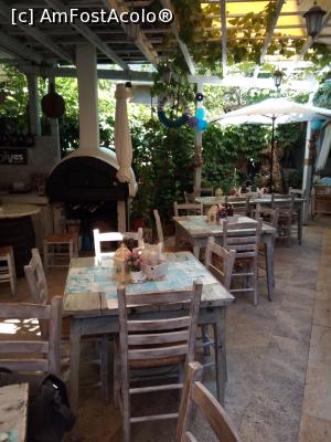 [P09] INTERIOR BISTRO » foto by ile57b
 - 
<span class="allrVoted glyphicon glyphicon-heart hidden" id="av1088909"></span>
<a class="m-l-10 hidden" id="sv1088909" onclick="voting_Foto_DelVot(,1088909,23685)" role="button">șterge vot <span class="glyphicon glyphicon-remove"></span></a>
<a id="v91088909" class=" c-red"  onclick="voting_Foto_SetVot(1088909)" role="button"><span class="glyphicon glyphicon-heart-empty"></span> <b>LIKE</b> = Votează poza</a> <img class="hidden"  id="f1088909W9" src="/imagini/loader.gif" border="0" /><span class="AjErrMes hidden" id="e1088909ErM"></span>