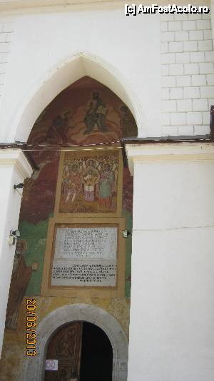 [P06] Manastirea Sfintii Voievozi / PORTAL BISERICA SI PISANIE » foto by ile57b
 - 
<span class="allrVoted glyphicon glyphicon-heart hidden" id="av450017"></span>
<a class="m-l-10 hidden" id="sv450017" onclick="voting_Foto_DelVot(,450017,23692)" role="button">șterge vot <span class="glyphicon glyphicon-remove"></span></a>
<a id="v9450017" class=" c-red"  onclick="voting_Foto_SetVot(450017)" role="button"><span class="glyphicon glyphicon-heart-empty"></span> <b>LIKE</b> = Votează poza</a> <img class="hidden"  id="f450017W9" src="/imagini/loader.gif" border="0" /><span class="AjErrMes hidden" id="e450017ErM"></span>