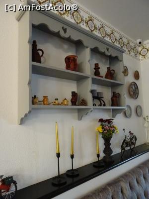 [P10] Decorațiuni &icirc;n restaurant. » foto by tata123 🔱
 - 
<span class="allrVoted glyphicon glyphicon-heart hidden" id="av1202238"></span>
<a class="m-l-10 hidden" id="sv1202238" onclick="voting_Foto_DelVot(,1202238,23707)" role="button">șterge vot <span class="glyphicon glyphicon-remove"></span></a>
<a id="v91202238" class=" c-red"  onclick="voting_Foto_SetVot(1202238)" role="button"><span class="glyphicon glyphicon-heart-empty"></span> <b>LIKE</b> = Votează poza</a> <img class="hidden"  id="f1202238W9" src="/imagini/loader.gif" border="0" /><span class="AjErrMes hidden" id="e1202238ErM"></span>