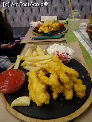 [P17] Piept de pui crispy - meniu pentru copii. » foto by tata123 🔱
 - 
<span class="allrVoted glyphicon glyphicon-heart hidden" id="av1202245"></span>
<a class="m-l-10 hidden" id="sv1202245" onclick="voting_Foto_DelVot(,1202245,23707)" role="button">șterge vot <span class="glyphicon glyphicon-remove"></span></a>
<a id="v91202245" class=" c-red"  onclick="voting_Foto_SetVot(1202245)" role="button"><span class="glyphicon glyphicon-heart-empty"></span> <b>LIKE</b> = Votează poza</a> <img class="hidden"  id="f1202245W9" src="/imagini/loader.gif" border="0" /><span class="AjErrMes hidden" id="e1202245ErM"></span>