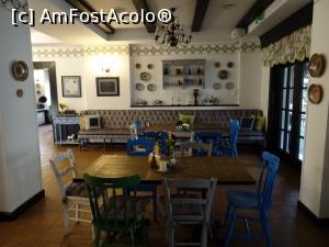 [P07] Sala restaurantului. » foto by tata123 🔱
 - 
<span class="allrVoted glyphicon glyphicon-heart hidden" id="av1202235"></span>
<a class="m-l-10 hidden" id="sv1202235" onclick="voting_Foto_DelVot(,1202235,23707)" role="button">șterge vot <span class="glyphicon glyphicon-remove"></span></a>
<a id="v91202235" class=" c-red"  onclick="voting_Foto_SetVot(1202235)" role="button"><span class="glyphicon glyphicon-heart-empty"></span> <b>LIKE</b> = Votează poza</a> <img class="hidden"  id="f1202235W9" src="/imagini/loader.gif" border="0" /><span class="AjErrMes hidden" id="e1202235ErM"></span>