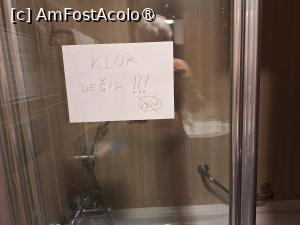 [P37] Atentionare pentru femeia de serviciu, cu privire la clor. » foto by Scorpions
 - 
<span class="allrVoted glyphicon glyphicon-heart hidden" id="av1472809"></span>
<a class="m-l-10 hidden" id="sv1472809" onclick="voting_Foto_DelVot(,1472809,23720)" role="button">șterge vot <span class="glyphicon glyphicon-remove"></span></a>
<a id="v91472809" class=" c-red"  onclick="voting_Foto_SetVot(1472809)" role="button"><span class="glyphicon glyphicon-heart-empty"></span> <b>LIKE</b> = Votează poza</a> <img class="hidden"  id="f1472809W9" src="/imagini/loader.gif" border="0" /><span class="AjErrMes hidden" id="e1472809ErM"></span>