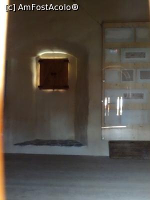 [P16] Cameră în turnul vestic - Cetatea Feldioara.  » foto by tata123 🔱
 - 
<span class="allrVoted glyphicon glyphicon-heart hidden" id="av966639"></span>
<a class="m-l-10 hidden" id="sv966639" onclick="voting_Foto_DelVot(,966639,23732)" role="button">șterge vot <span class="glyphicon glyphicon-remove"></span></a>
<a id="v9966639" class=" c-red"  onclick="voting_Foto_SetVot(966639)" role="button"><span class="glyphicon glyphicon-heart-empty"></span> <b>LIKE</b> = Votează poza</a> <img class="hidden"  id="f966639W9" src="/imagini/loader.gif" border="0" /><span class="AjErrMes hidden" id="e966639ErM"></span>