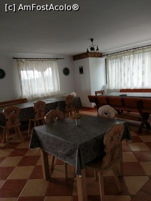 [P08] Sala de mese » foto by Anca2B
 - 
<span class="allrVoted glyphicon glyphicon-heart hidden" id="av972481"></span>
<a class="m-l-10 hidden" id="sv972481" onclick="voting_Foto_DelVot(,972481,23734)" role="button">șterge vot <span class="glyphicon glyphicon-remove"></span></a>
<a id="v9972481" class=" c-red"  onclick="voting_Foto_SetVot(972481)" role="button"><span class="glyphicon glyphicon-heart-empty"></span> <b>LIKE</b> = Votează poza</a> <img class="hidden"  id="f972481W9" src="/imagini/loader.gif" border="0" /><span class="AjErrMes hidden" id="e972481ErM"></span>