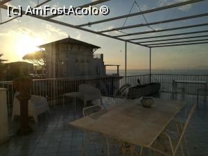 [P32] Terasa văzută din zona de mâncat » foto by crismis
 - 
<span class="allrVoted glyphicon glyphicon-heart hidden" id="av966808"></span>
<a class="m-l-10 hidden" id="sv966808" onclick="voting_Foto_DelVot(,966808,23737)" role="button">șterge vot <span class="glyphicon glyphicon-remove"></span></a>
<a id="v9966808" class=" c-red"  onclick="voting_Foto_SetVot(966808)" role="button"><span class="glyphicon glyphicon-heart-empty"></span> <b>LIKE</b> = Votează poza</a> <img class="hidden"  id="f966808W9" src="/imagini/loader.gif" border="0" /><span class="AjErrMes hidden" id="e966808ErM"></span>