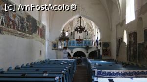 [P06] Vedere din interiorul bisericii, de la vest spre est, cu Legenda Sfântului rege Ladislau pictată pe peretele nordic (stânga). În spate este locul fostului altar catolic, desființat în perioada reformată și completat cu cor și orgă.  » foto by Lucien
 - 
<span class="allrVoted glyphicon glyphicon-heart hidden" id="av966979"></span>
<a class="m-l-10 hidden" id="sv966979" onclick="voting_Foto_DelVot(,966979,23738)" role="button">șterge vot <span class="glyphicon glyphicon-remove"></span></a>
<a id="v9966979" class=" c-red"  onclick="voting_Foto_SetVot(966979)" role="button"><span class="glyphicon glyphicon-heart-empty"></span> <b>LIKE</b> = Votează poza</a> <img class="hidden"  id="f966979W9" src="/imagini/loader.gif" border="0" /><span class="AjErrMes hidden" id="e966979ErM"></span>