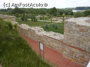 [P40] Turtucaia - În parc, Cetatea Transmariska refăcută.  » foto by iulianic
 - 
<span class="allrVoted glyphicon glyphicon-heart hidden" id="av967830"></span>
<a class="m-l-10 hidden" id="sv967830" onclick="voting_Foto_DelVot(,967830,23749)" role="button">șterge vot <span class="glyphicon glyphicon-remove"></span></a>
<a id="v9967830" class=" c-red"  onclick="voting_Foto_SetVot(967830)" role="button"><span class="glyphicon glyphicon-heart-empty"></span> <b>LIKE</b> = Votează poza</a> <img class="hidden"  id="f967830W9" src="/imagini/loader.gif" border="0" /><span class="AjErrMes hidden" id="e967830ErM"></span>